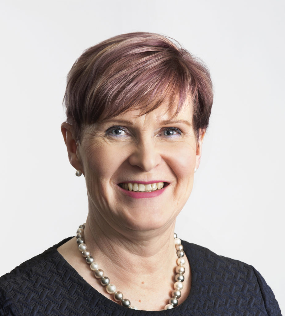 Riitta Larnimaa, johtaja, Pohjolan Voiman viestintä ja yhteiskuntasuhteet