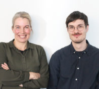 Sähkö tulee töpselistä -podcasatissa ilmastoaktiivi Anton Keskinen ja johtava asiantuntija Sari Laine Sitrasta