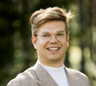 Pohjolan Voiman yhteiskuntasuhdepäällikkö Miikka Koski