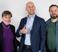 Sähkö tulee töpselistä -podcastin jaksossa älylaitteiden energiansäästöstä keskustelevat Riitta Larnimaa Pohjolan Voimasta, Mikko Paloneva Paltasta, ja juontaja Harri Moisio . Jaksossa mukana myös professori Mika Ruusunen.