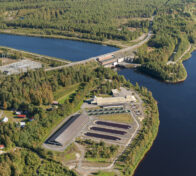 Raasakan voimalaitos Iijoella, vanhaa uomaa oikealla