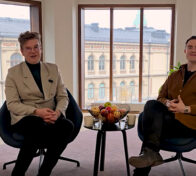 Pohjolan Voiman yhteiskuntasuhdepäällikkö Miikka Koski ja Nuorten ilmastodelegaatti 2024 - 2025 Antti Regelin