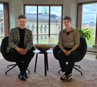 Pohjolan Voiman yhteiskuntasuhdepäällikkö Miikka Koski ja Veikka Ormio, Suomen Lukiolaisten Liiton puheenjohtaja 2025